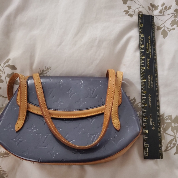 Louis Vuitton Biscayne Bay PM - Picture 2 of 11